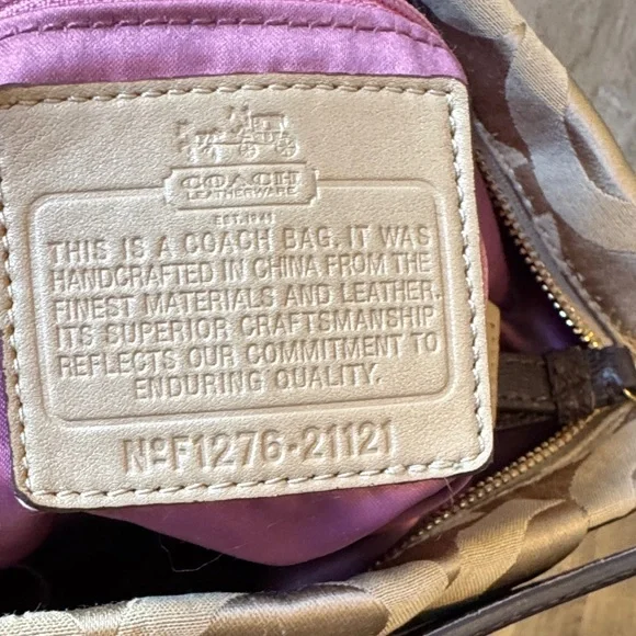 Coach - Beige and Brown Shoulder Bag with Gold Accents - Picture 10 of 12